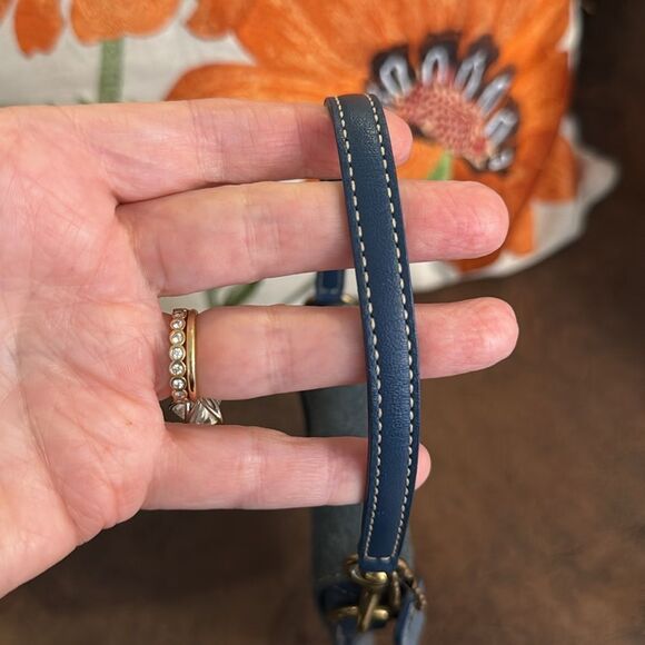 VINTAGE COACH SOHO MINI POUCH BUCKLE BAG SUEDE LEATHER W/HANGTAG STYLE #4332 GVC - Picture 7 of 17